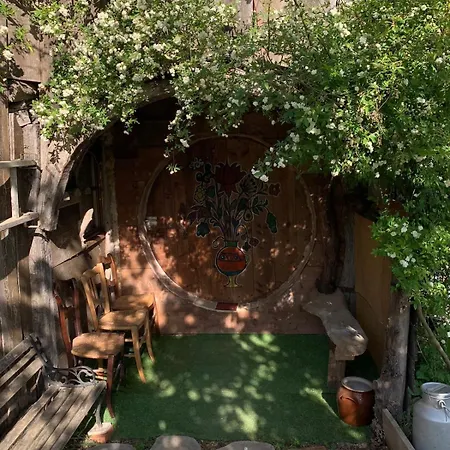 Σπίτι διακοπών Maison De Hobbit Layenie Sous Les Etoiles *